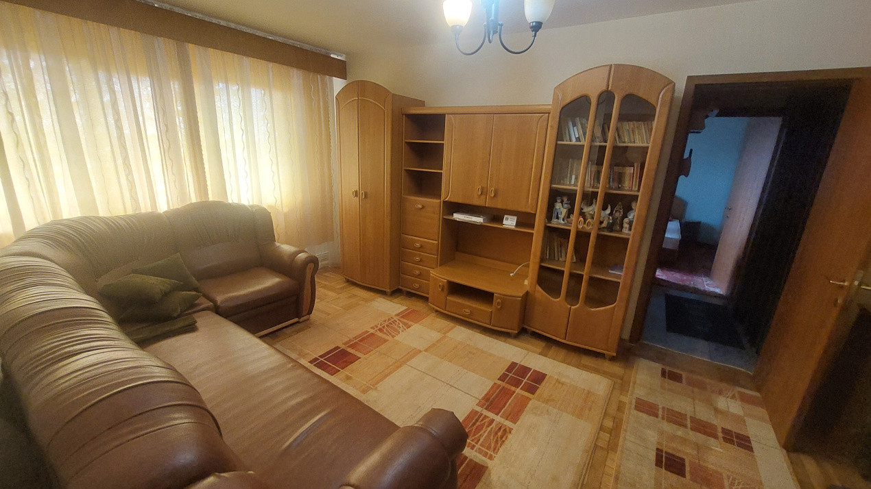 Apartament doua camere semidecomandat, Craiovita zona Racheta