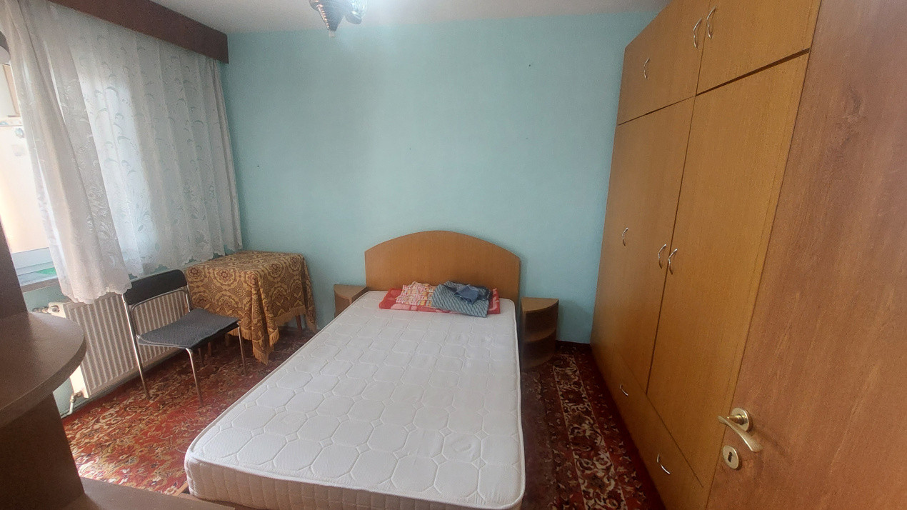 Apartament doua camere semidecomandat, Craiovita zona Racheta