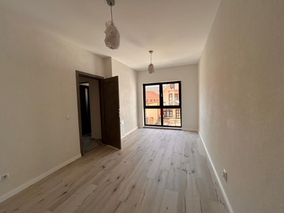 Închiriere casă nouă de tip duplex, Centru, 1600 Eur/lună