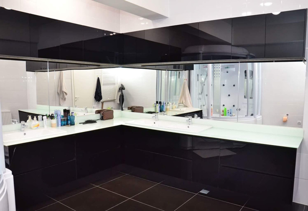 Penthouse lux, 3 camere, terasa panoramica, 300 mpc.