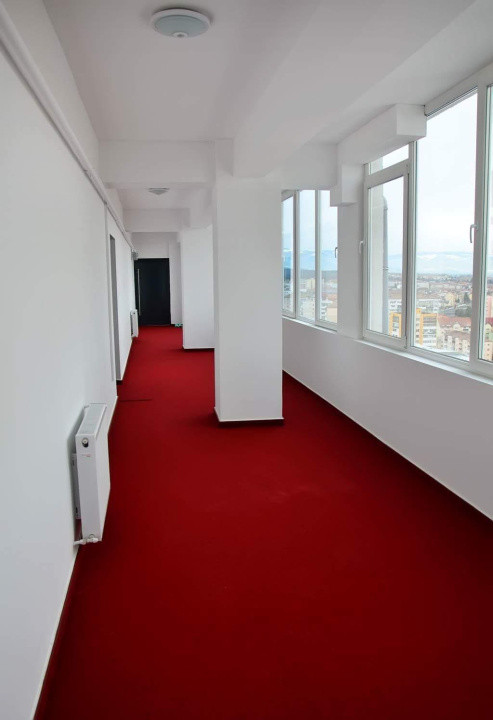 Penthouse lux, 3 camere, terasa panoramica, 300 mpc.