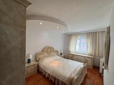 Închiriere apartament spațioa 78 mp de 3 camere, zona Tractorul, Brașov