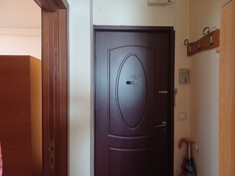 De vanzare apartament 3 camere circular Astra
