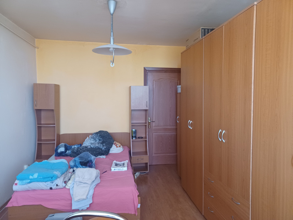 De vanzare apartament 3 camere circular Astra