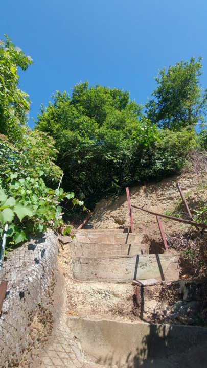 Casă de vânzare în Schei, cu teren în 3 terase  și panoramă superbă spre Brașov