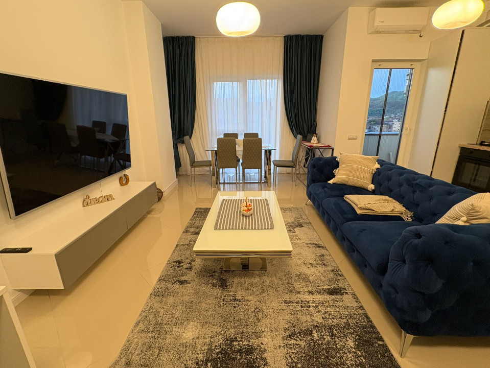 Apartament cu 2 camere Parcul Central 