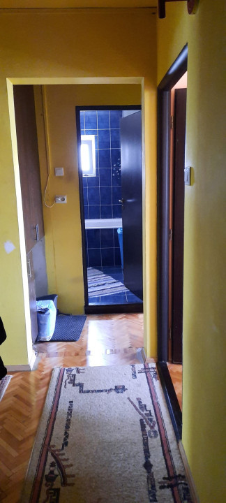 Apartament cu 4 camere decomandat, mobilat în Mărăşti