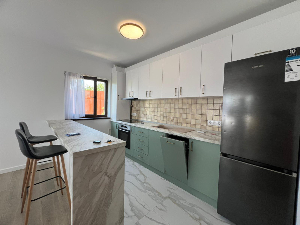 Apartament cu 3 camere zona Hotel Carpati