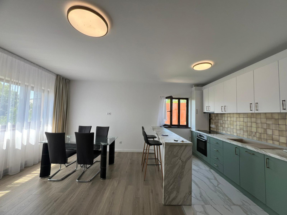 Apartament cu 3 camere zona Hotel Carpati