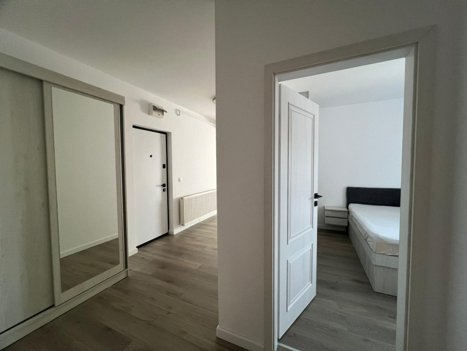 Apartament cu 3 camere zona Hotel Carpati