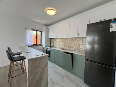 Apartament cu 3 camere zona Hotel Carpati