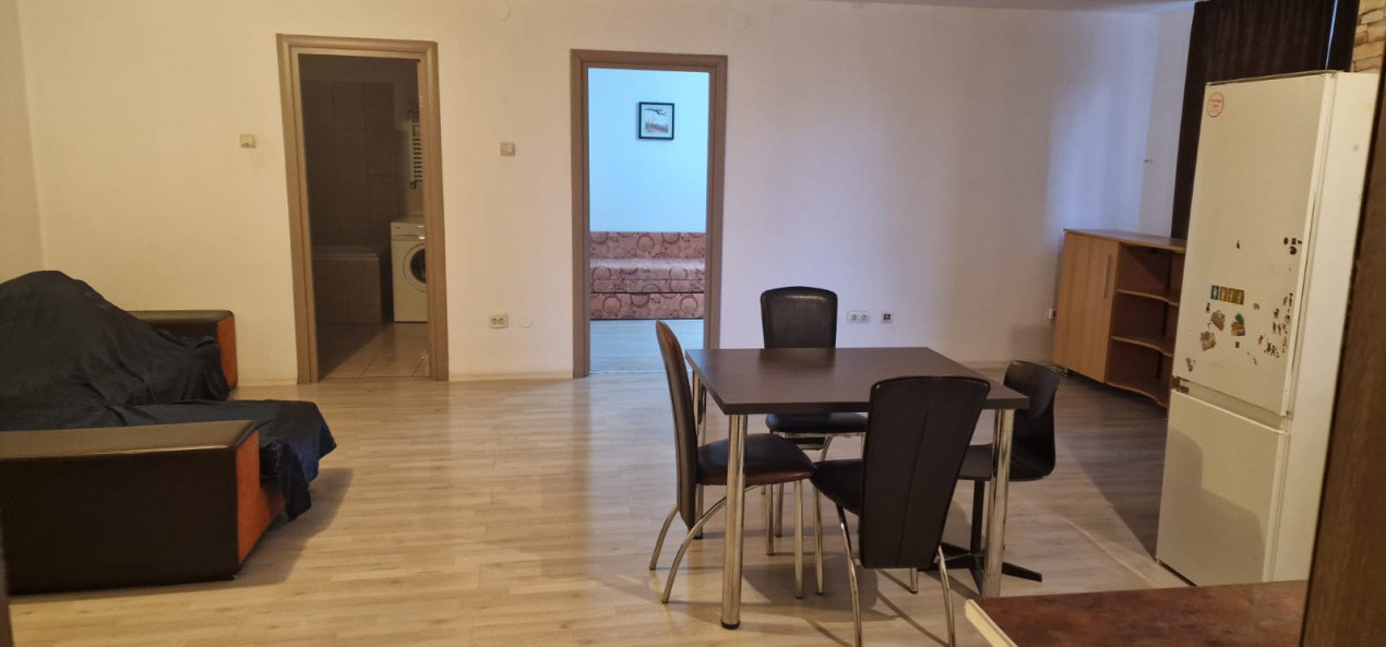 Apartament 3 camere, Hipodrom III, parter
