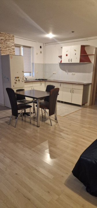 Apartament 3 camere, Hipodrom III, parter