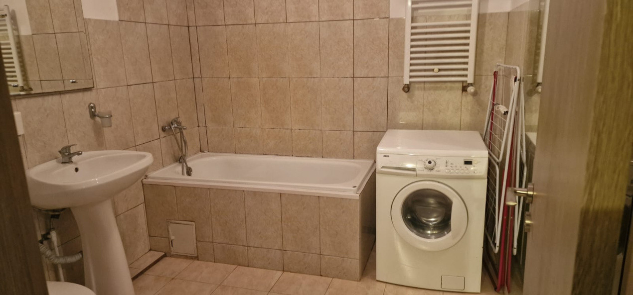 Apartament 3 camere, Hipodrom III, parter