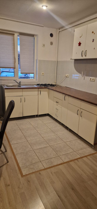 Apartament 3 camere, Hipodrom III, parter