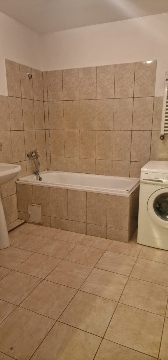 Apartament 3 camere, Hipodrom III, parter