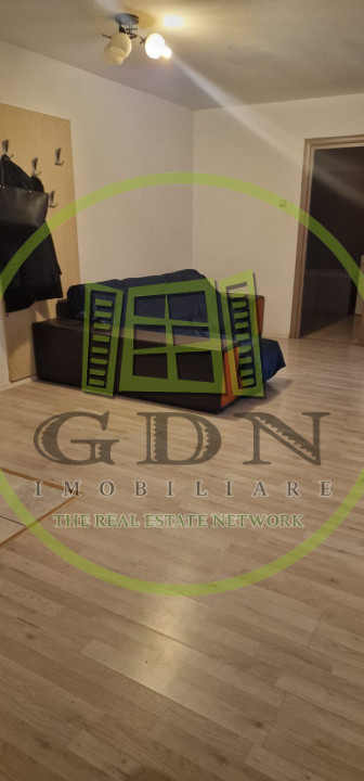 Apartament 3 camere, 77 mp utili