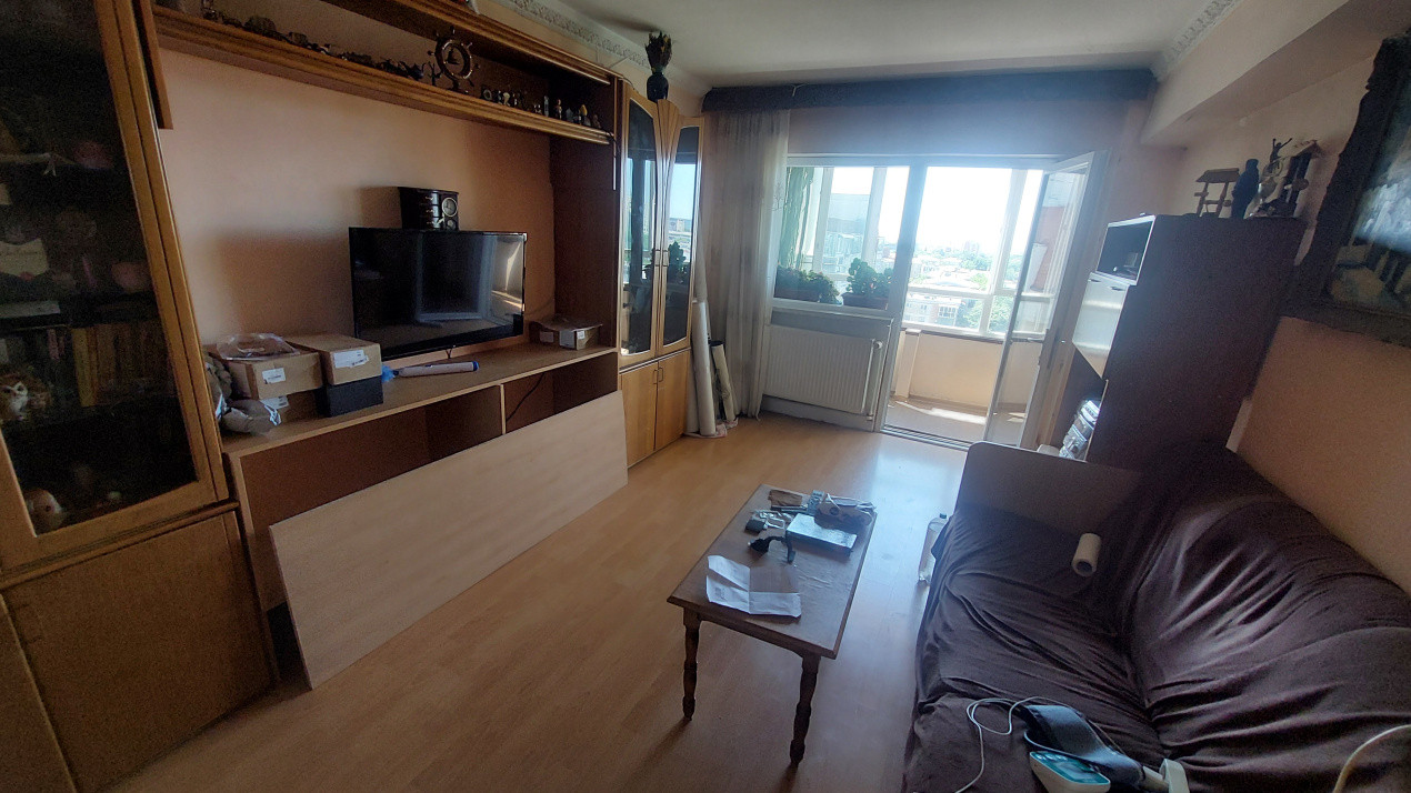 Apartament 4 camere decomandat, 102 mp, etajul 8, Rovine zona Posta
