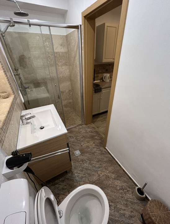Apartament de închiriat – 2 camere, ultracentral, 54 mp utili