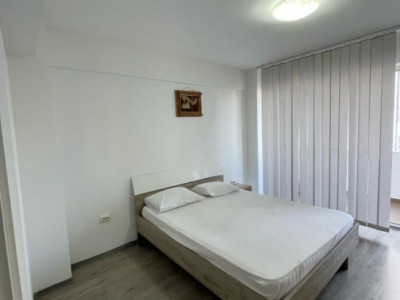 Garsonieră de vânzare, 34mp utili, zona Mihai Viteazu, cu balcon