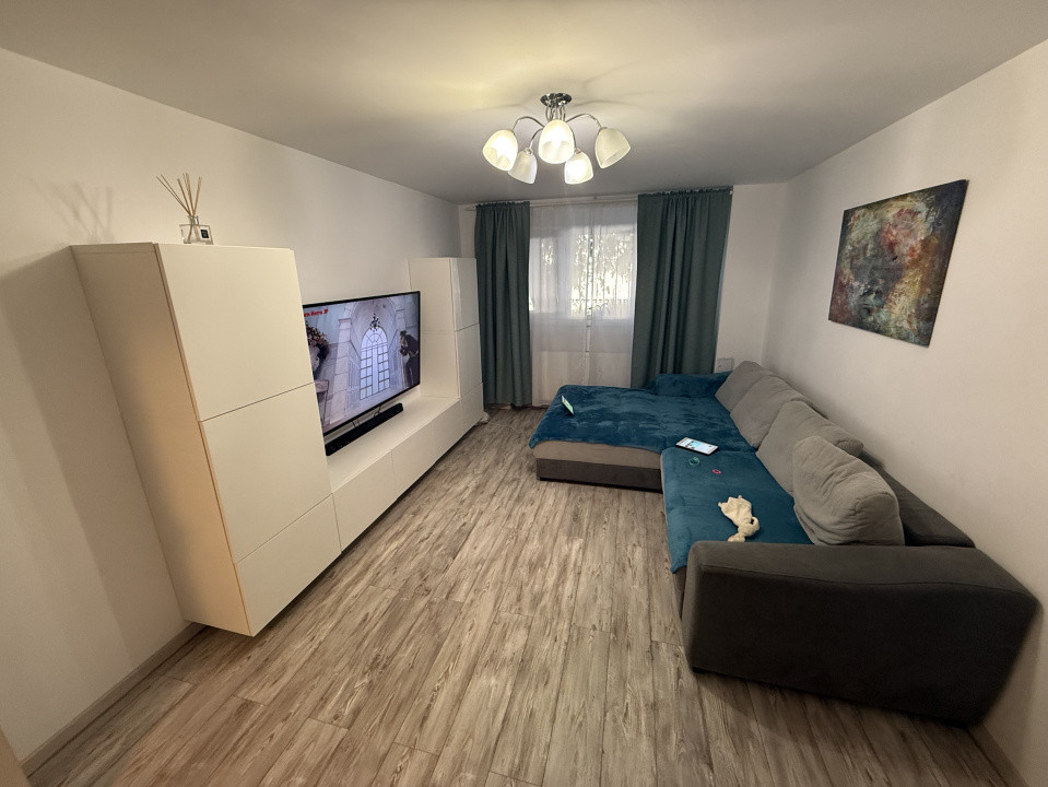 Apartament 4 camere complet utilat l Parter cu 2 băi l Revovat, SMART&SECURIZAT
