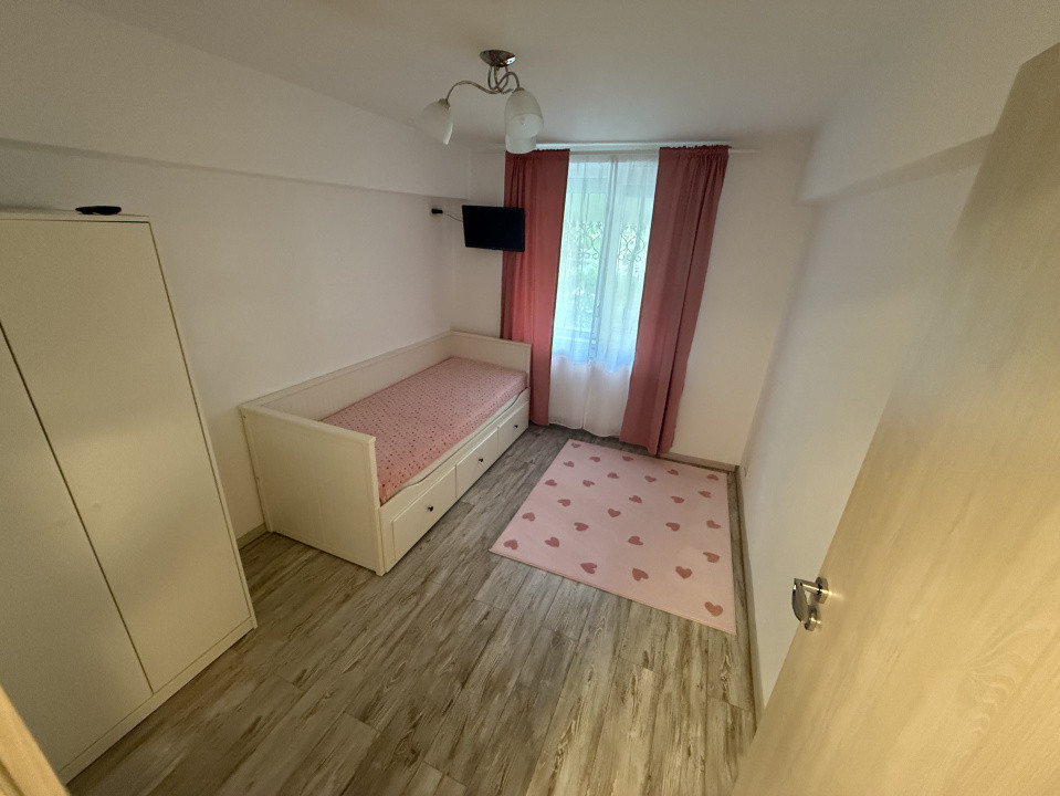 Apartament 4 camere complet utilat l Parter cu 2 băi l Revovat, SMART&SECURIZAT