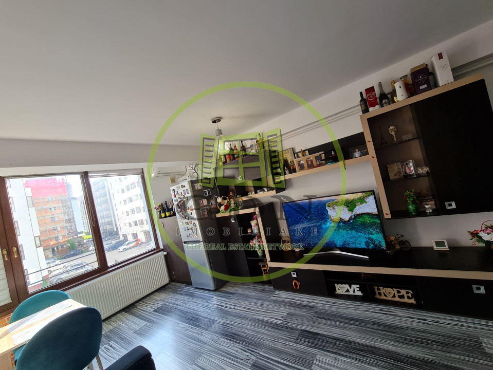 🏡 Apartament de vânzare – 3 camere, etaj 2, zona Doamna Stanca