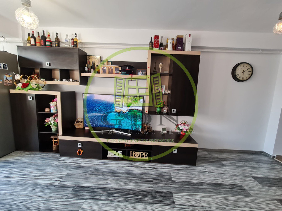 🏡 Apartament de vânzare – 3 camere, etaj 2, zona Doamna Stanca