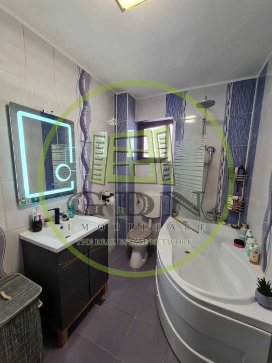 🏡 Apartament de vânzare – 3 camere, etaj 2, zona Doamna Stanca