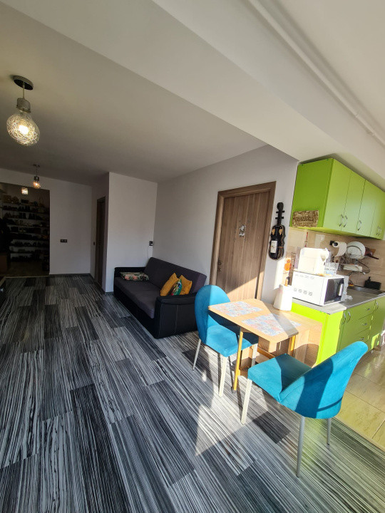 🏡 Apartament de vânzare – 3 camere, etaj 2, zona Doamna Stanca