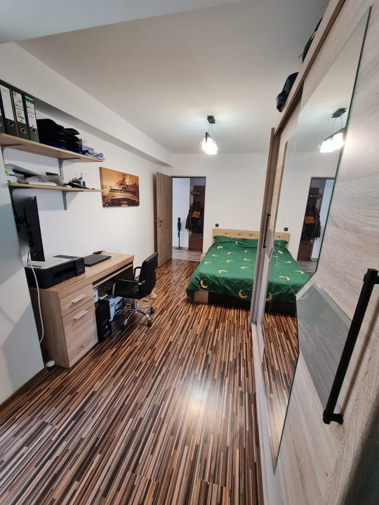 🏡 Apartament de vânzare – 3 camere, etaj 2, zona Doamna Stanca