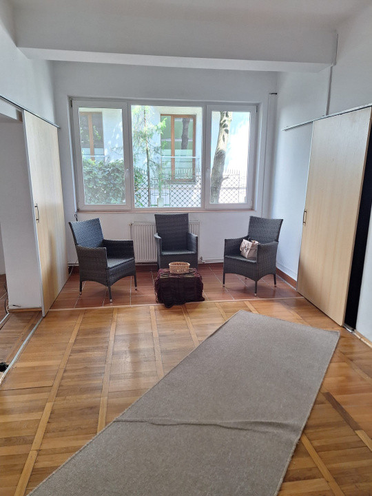 Apartament 4 camere de vânzare la casa