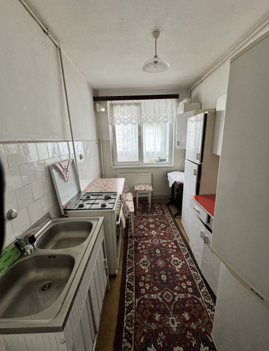 Apartament 2 camere de închiriat, Hipodrom 4, 58 mp utili + balcon 10 mp