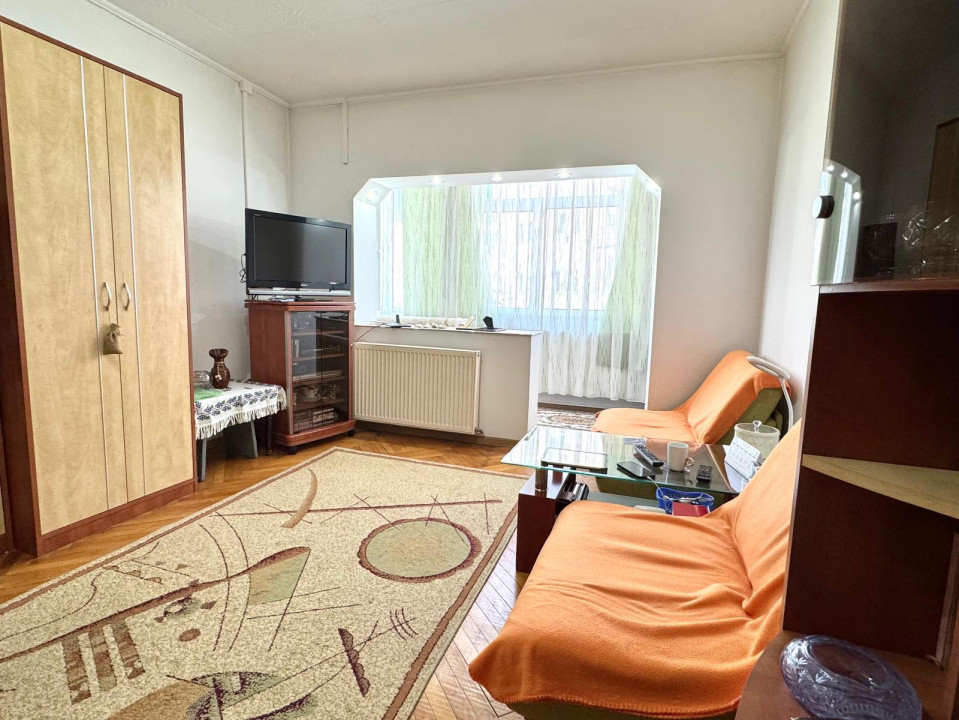 Apartament de vanzare - 2 camere  etaj 2 - Matei Basarab - decomandat si luminos