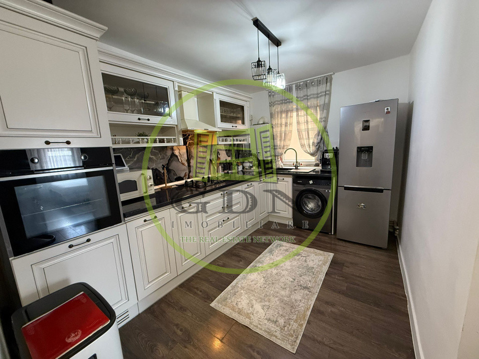 Apartament 3 camere decomandat, 67mp, Craiovita Noua, zona Orizont.