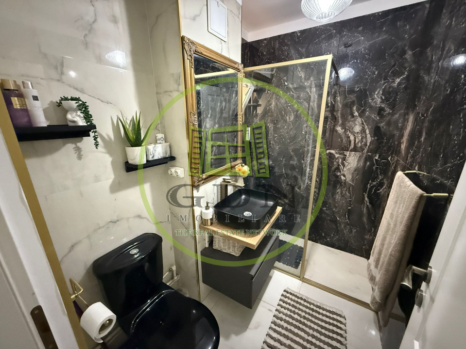 Apartament 3 camere decomandat, 67mp, Craiovita Noua, zona Orizont.