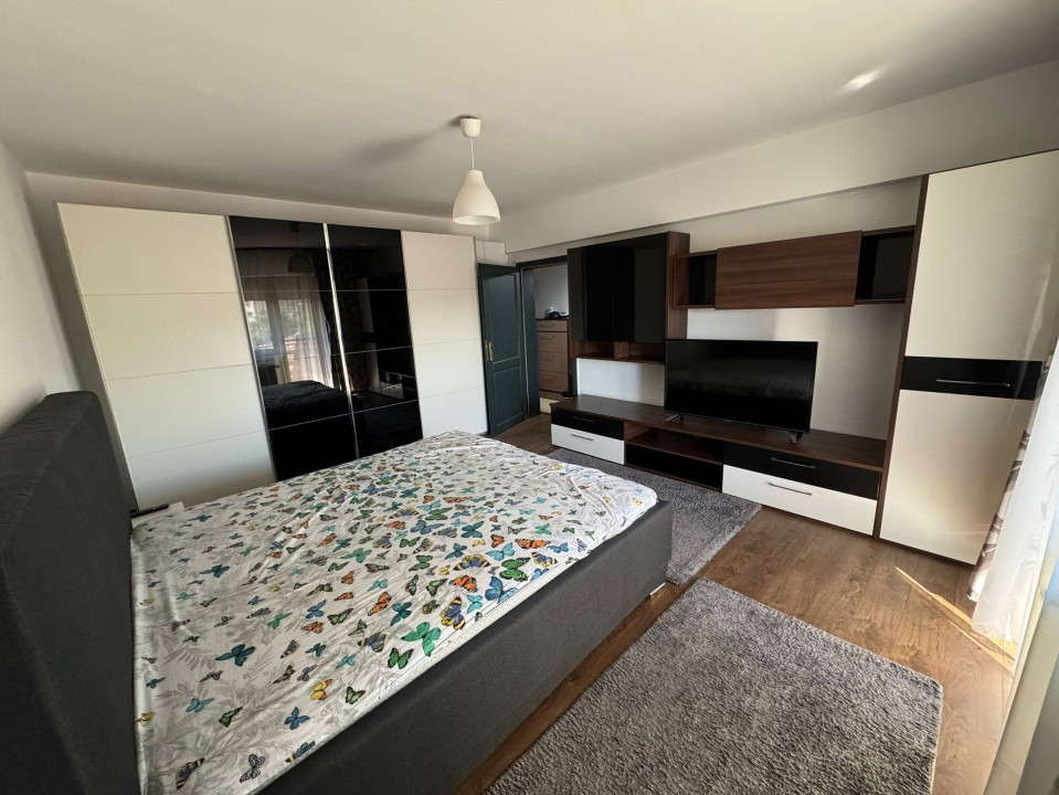 Apartament, 2 camere, decomandat,  64 mp, Centru , Zona Campia Islaz