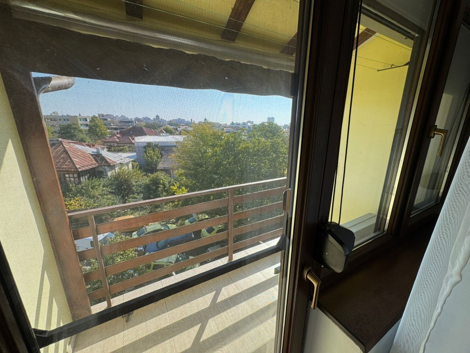 Apartament, 2 camere, decomandat,  64 mp, Centru , Zona Campia Islaz