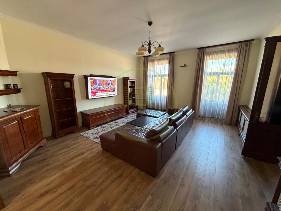 Casă de vânzare! Super pret - Reghin zona centrală.