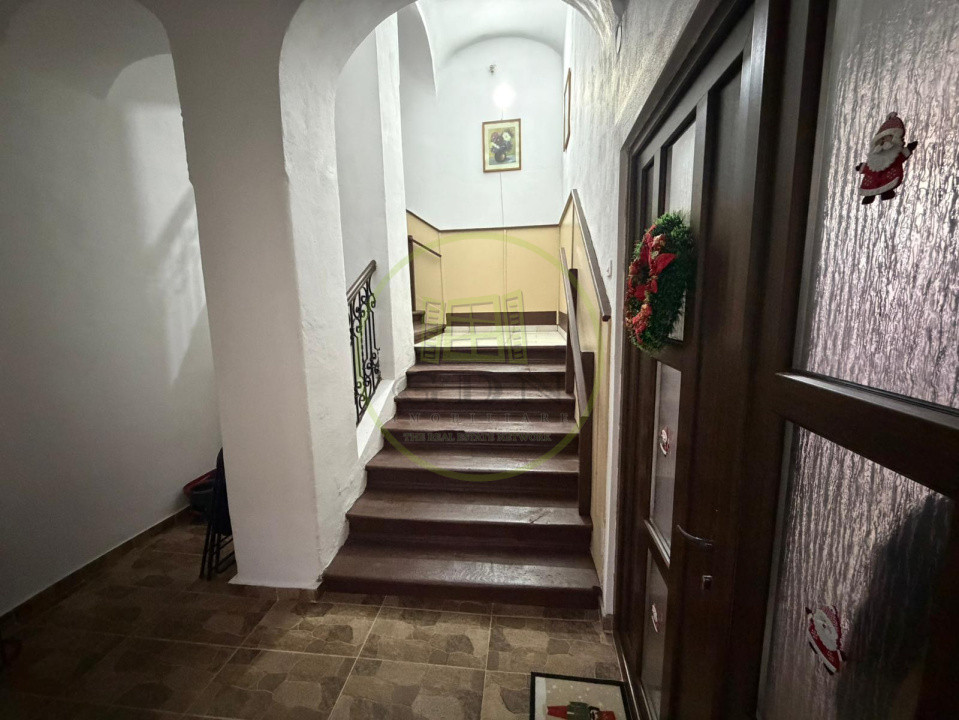 Casă de vânzare! Super pret - Reghin zona centrală.