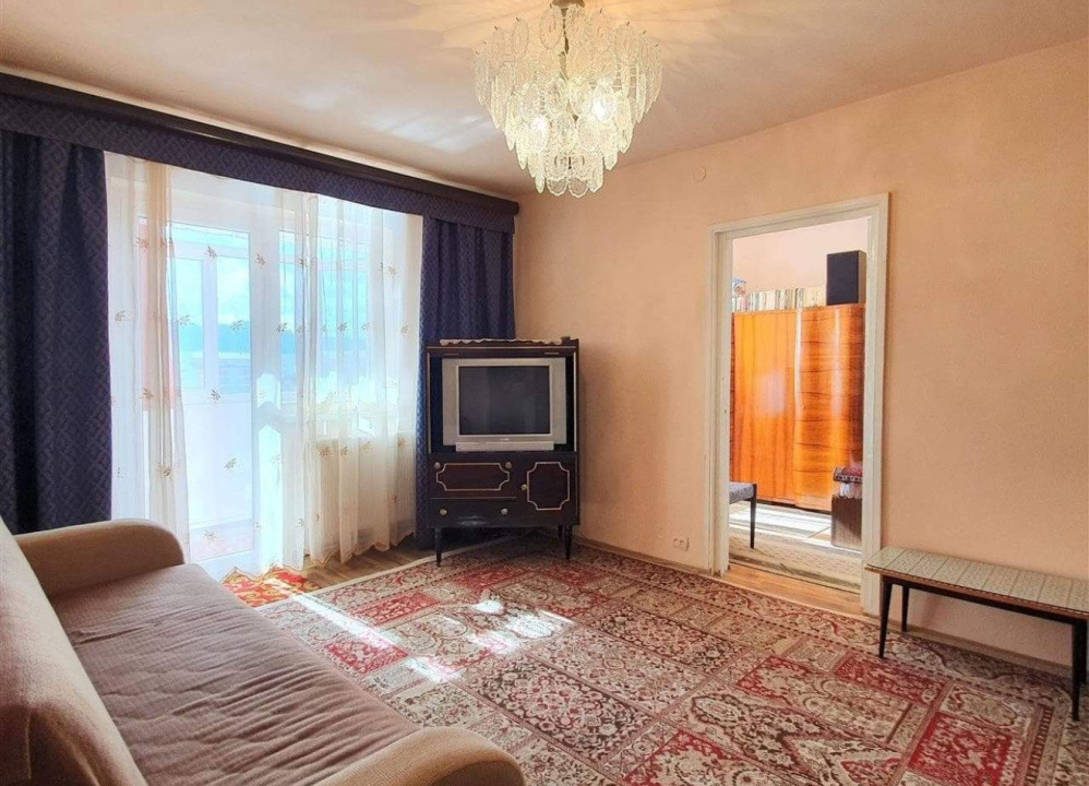 Apartament de închiriat - 2 camere, 48mp utili, zona Cireşica