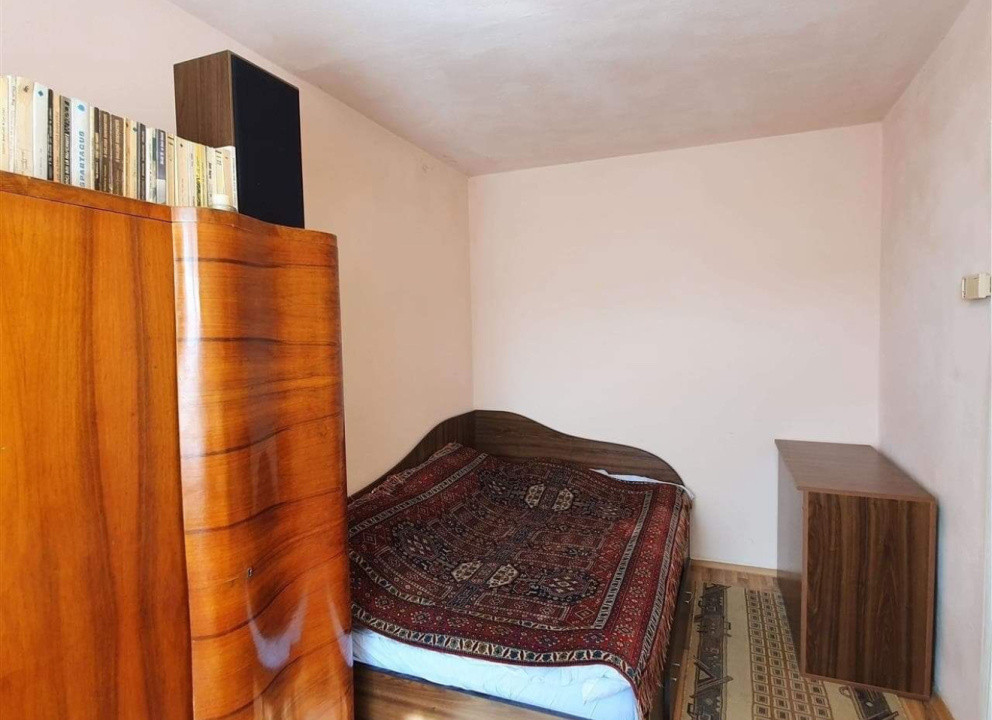 Apartament de închiriat - 2 camere, 48mp utili, zona Cireşica