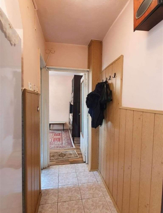 Apartament de închiriat - 2 camere, 48mp utili, zona Cireşica