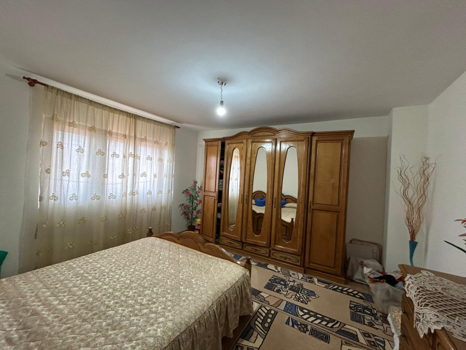 Casa P+1+M, 457 MP teren, 214 mp construiti, 82 mp utili