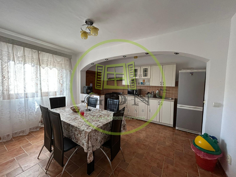 Casa P+1+M, 457 MP teren, 214 mp construiti, 155,3 mp utili