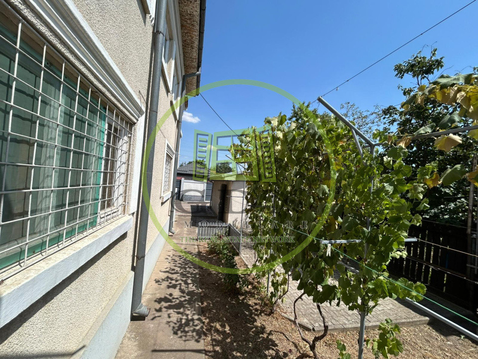 Casa P+1+M, 457 MP teren, 214 mp construiti, 155,3 mp utili