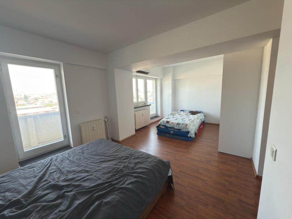 Apartament 4 camere, decomandat, 158 mp, Piata Centrala