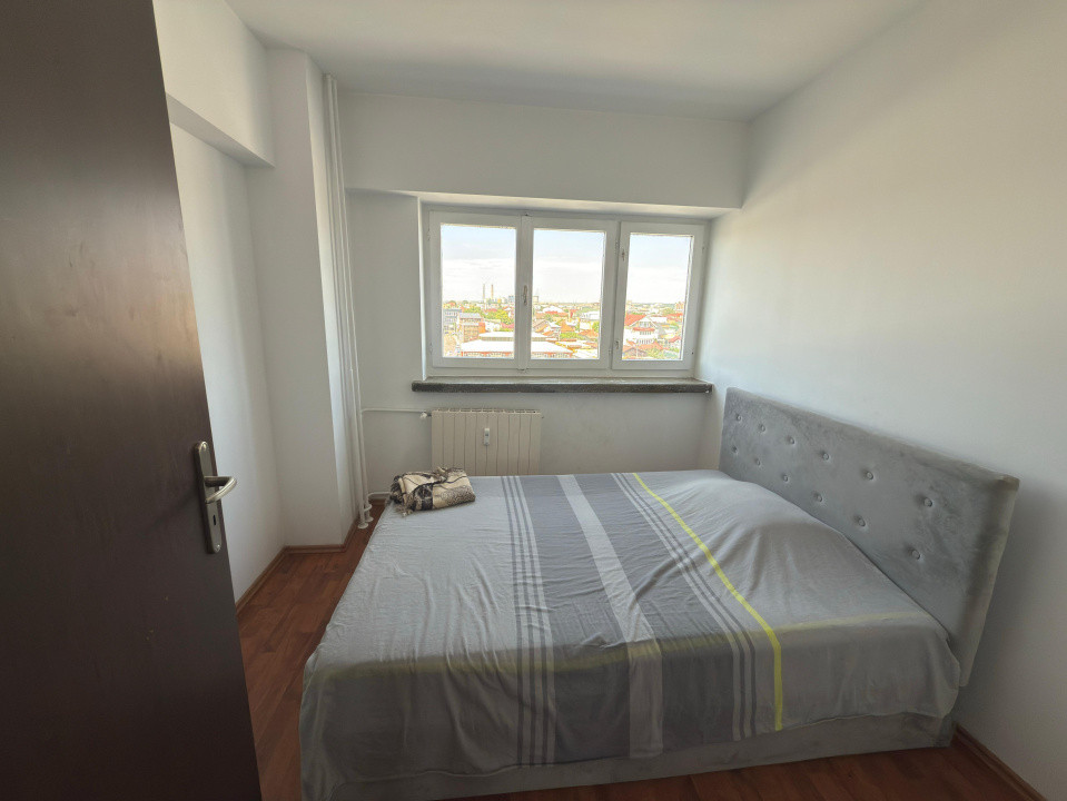 Apartament 4 camere, decomandat, 158 mp, Piata Centrala