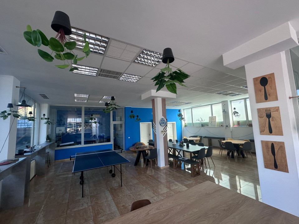 🏢 Clădire de birouri de închiriat | 625 mp utili | 2 etaje + mansardă |