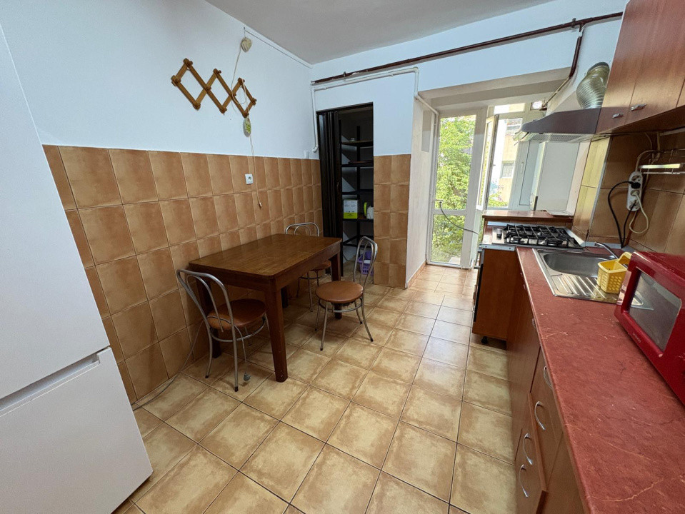 Apartament ,3 camere , decomandat, 75 mp, 1 Mai, Parcul Nicolae Romanescu  